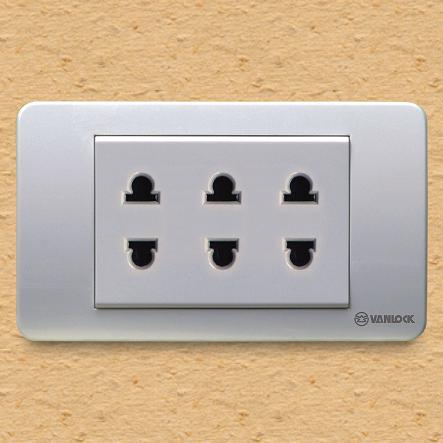 3 ổ cắm 2 chấu 16A